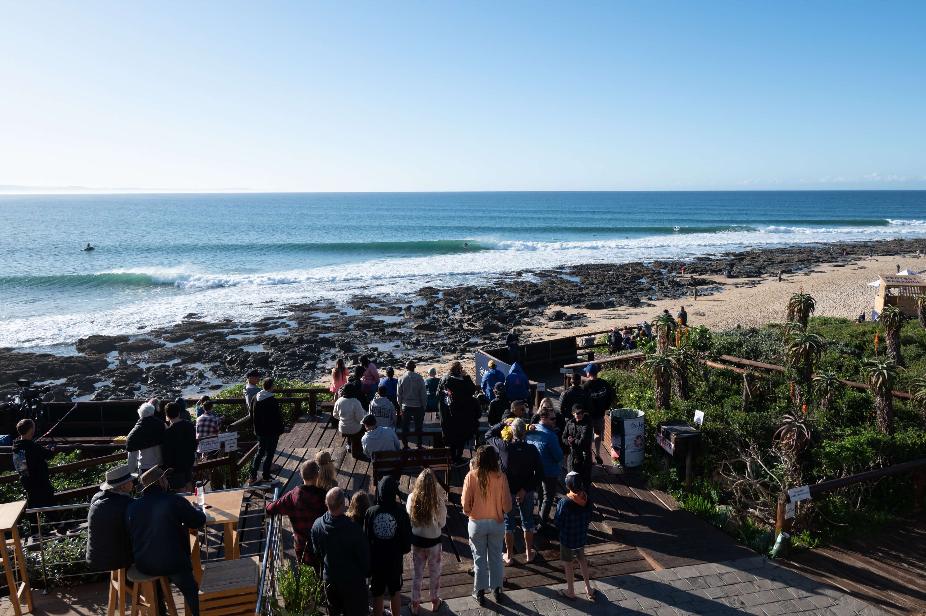 Watch the World's Best Surfers at Supertubes 1 of 9